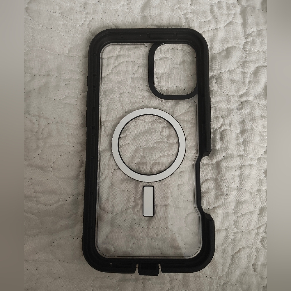 OtterBox Clear Case with Black Bumper/Magsafe for iPhone 16 Plus